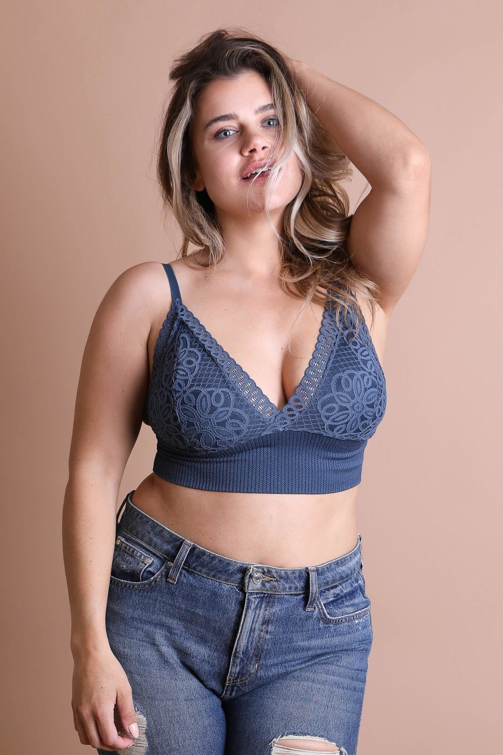 Bralette en dentelle grande taille