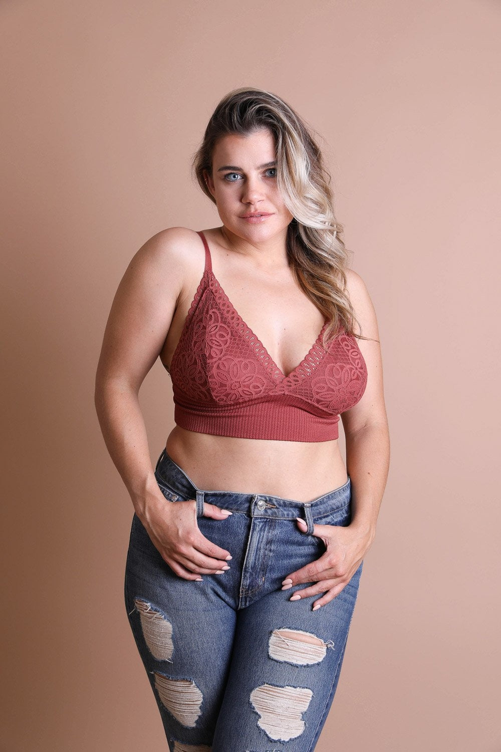 Bralette en dentelle grande taille