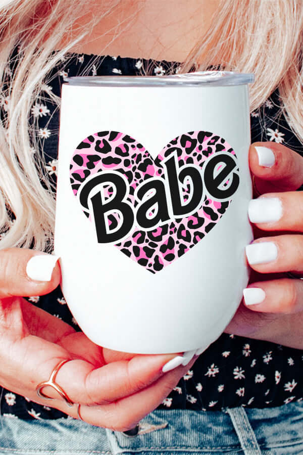 Cute leopard wine cup design featuring a heart and the word 'Babe' for stylish wine enjoyment.