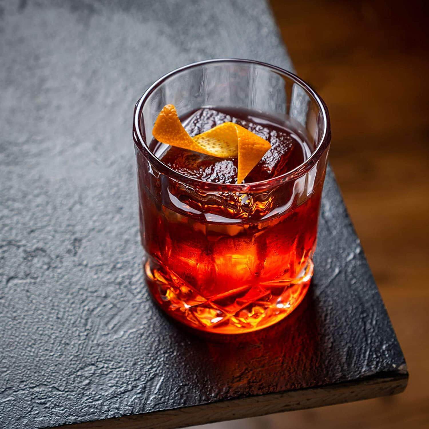 Connoisseur Signature Glasses