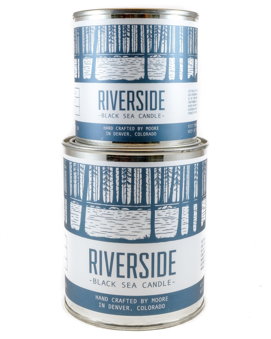 Bougie parfumée au bord de la rivière 