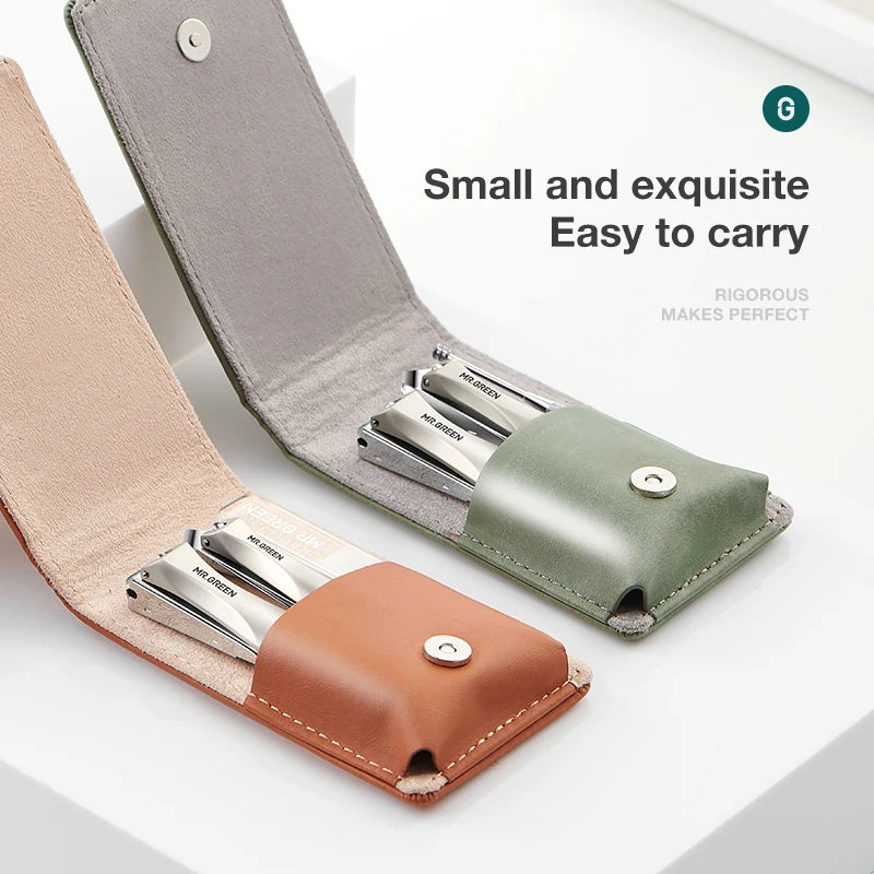 MR.GREEN Compact Manicure Set