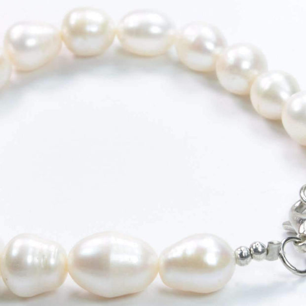 Freshwater Pearl Bracelet with Silver Clasp