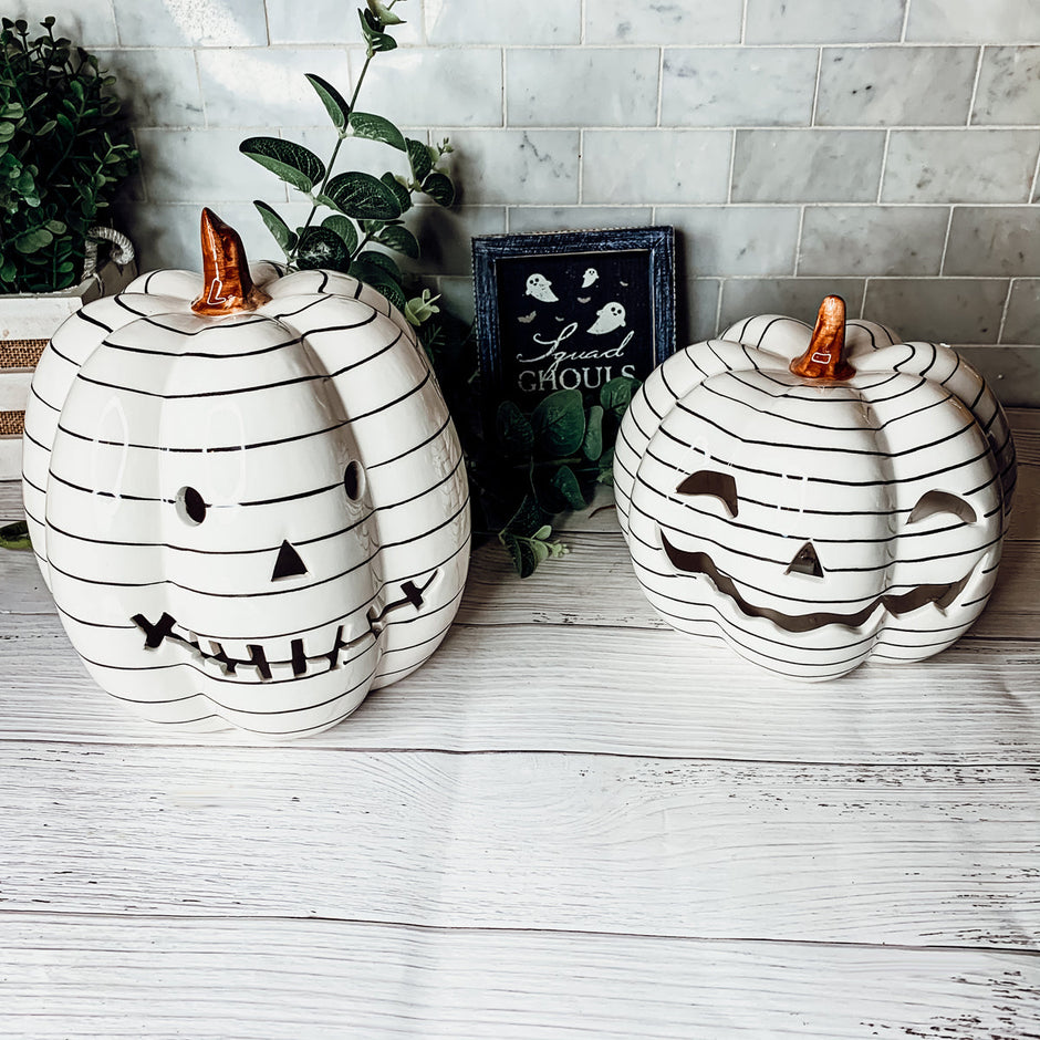 LED B&W Pumpkin