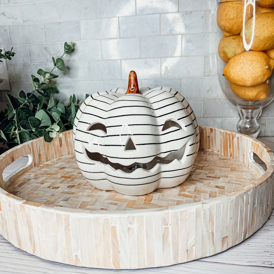 LED B&W Pumpkin