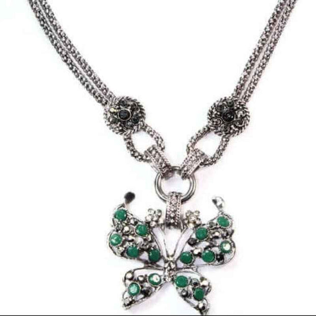 Elegant Flutter Necklace