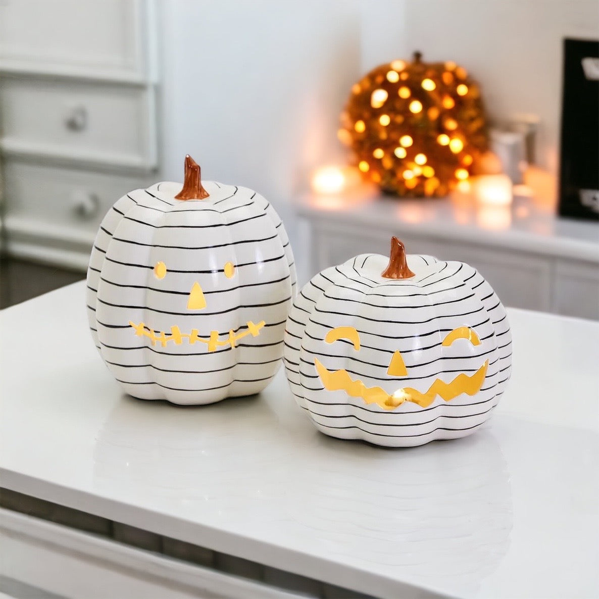 LED B&W Pumpkin