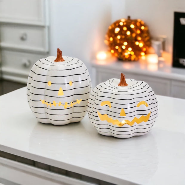 LED B&W Pumpkin