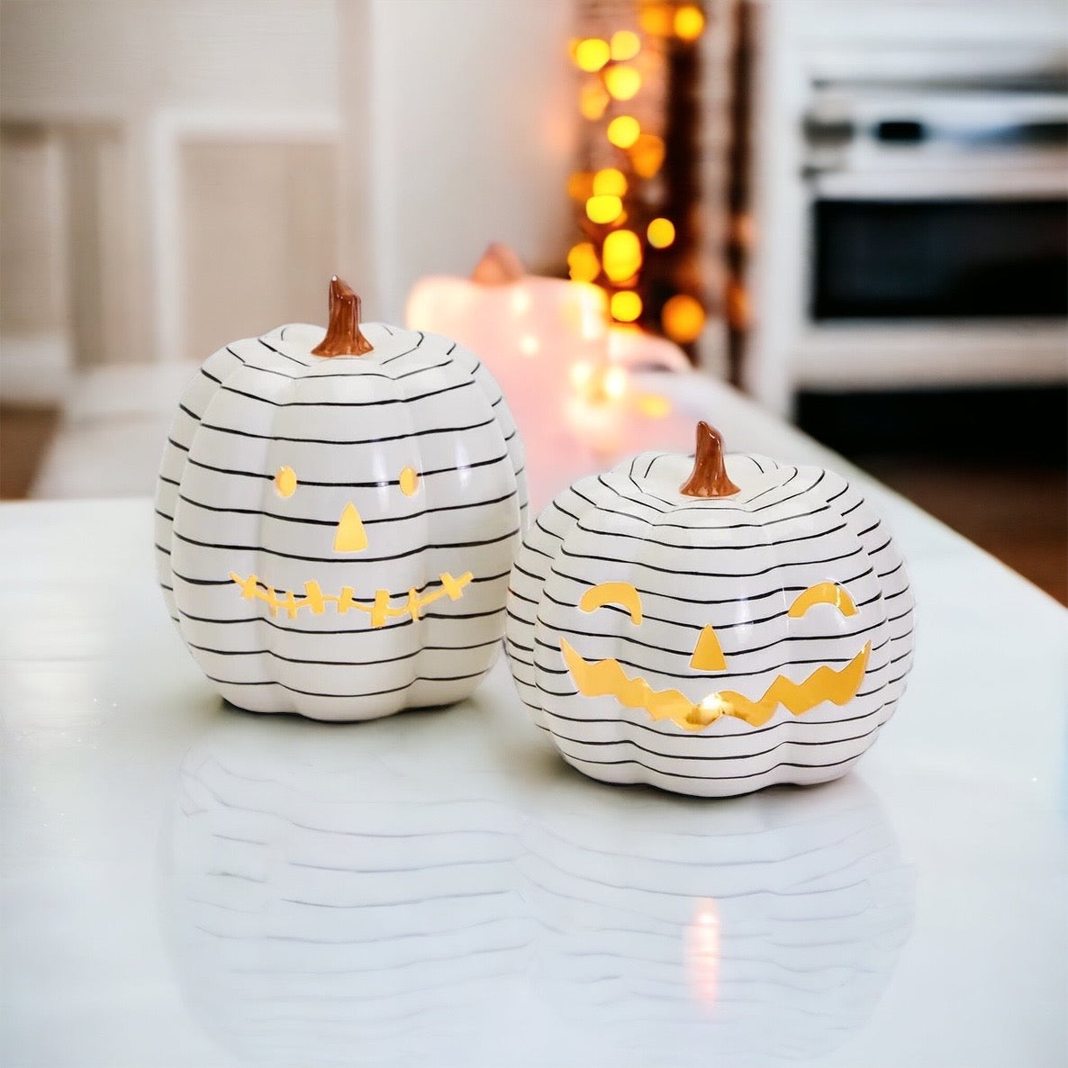 LED B&W Pumpkin