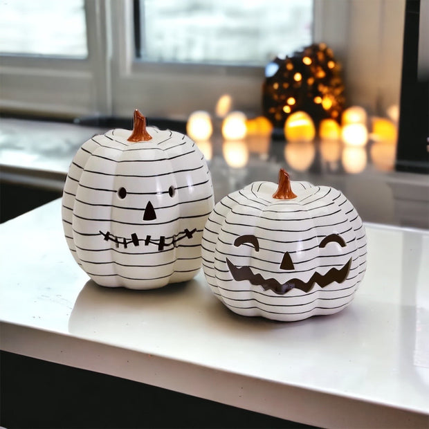 LED B&W Pumpkin