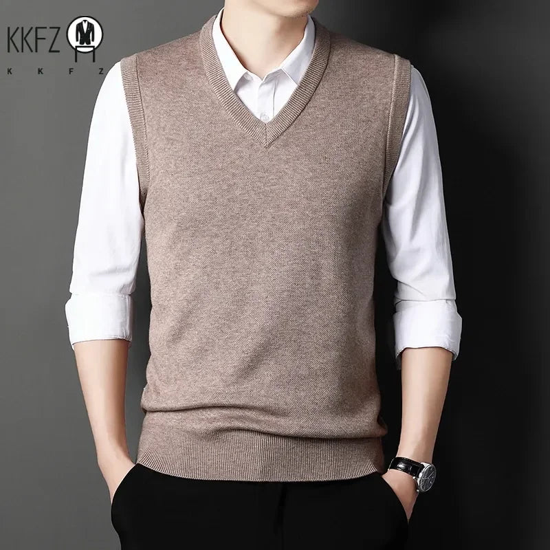 Men's Solid Color V-Neck Knitted Vest – Casual Sleeveless Sweater Top