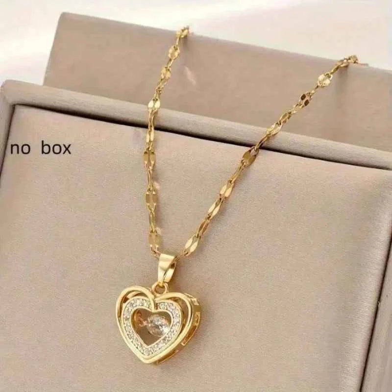 Gold Heart Necklace with Diamond Accent – Elegant Chain Pendant for Women