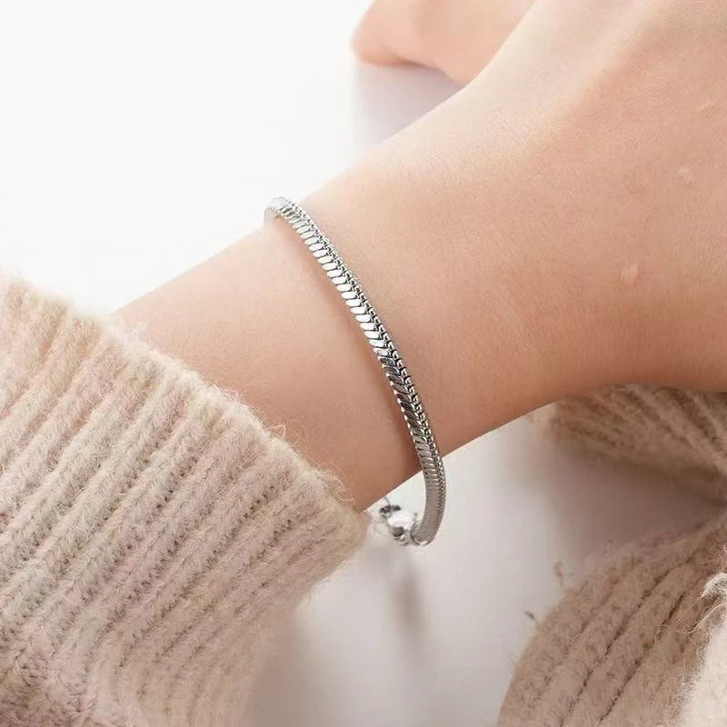 Silver-Tone Textured Bracelet – Slim Polished Wrist Chain Bracelet