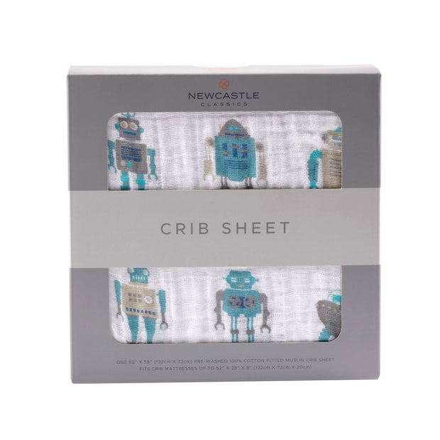 Cotton crib sheet featuring colorful robot design, ideal for a nursery and ensuring comfort for your baby.