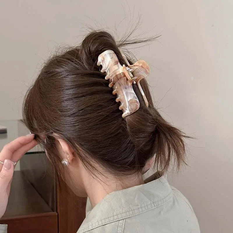 Vintage Wash Pattern Hair Claw Clip for Women