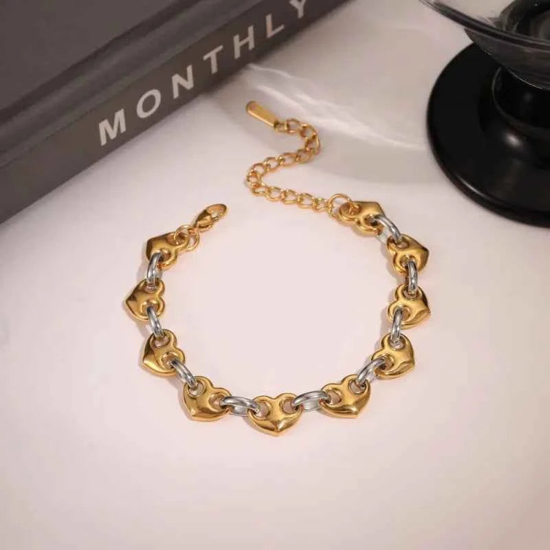 Autumn New Product Love Pig Nose Buckle Bracelet Women's European and American Fashion Light Luxury