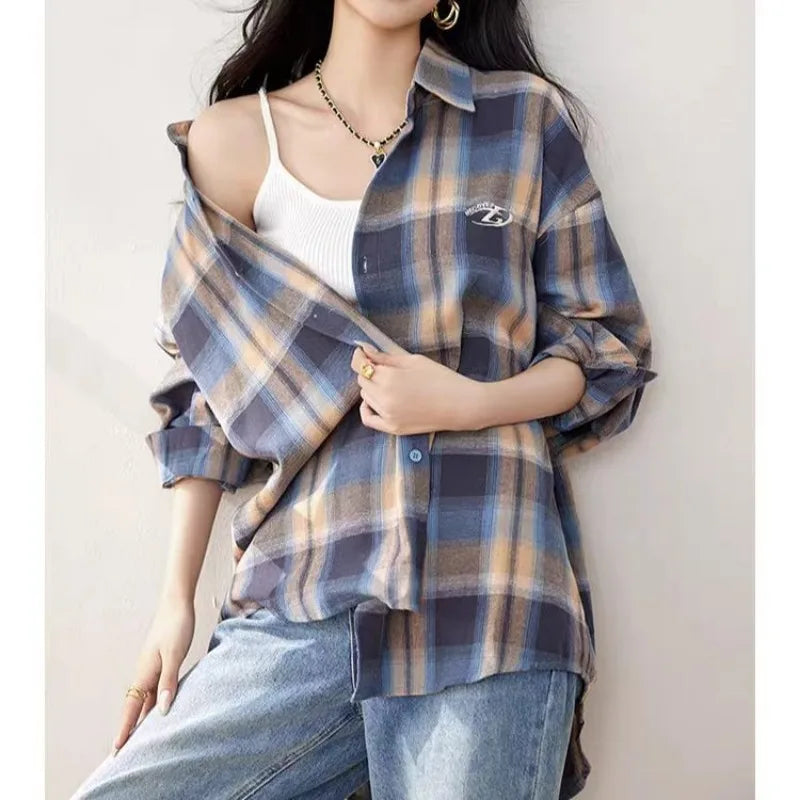 Women's Retro Plaid Long Sleeve Button-Front Shirt with Pockets