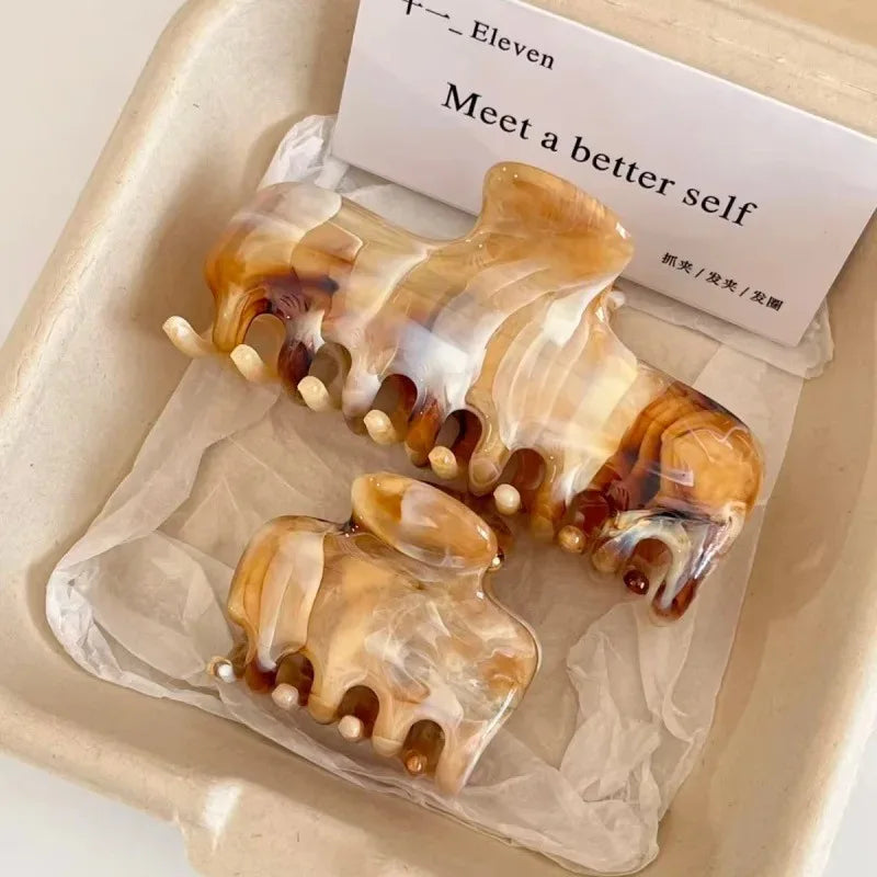 Vintage Wash Pattern Hair Claw Clip for Women