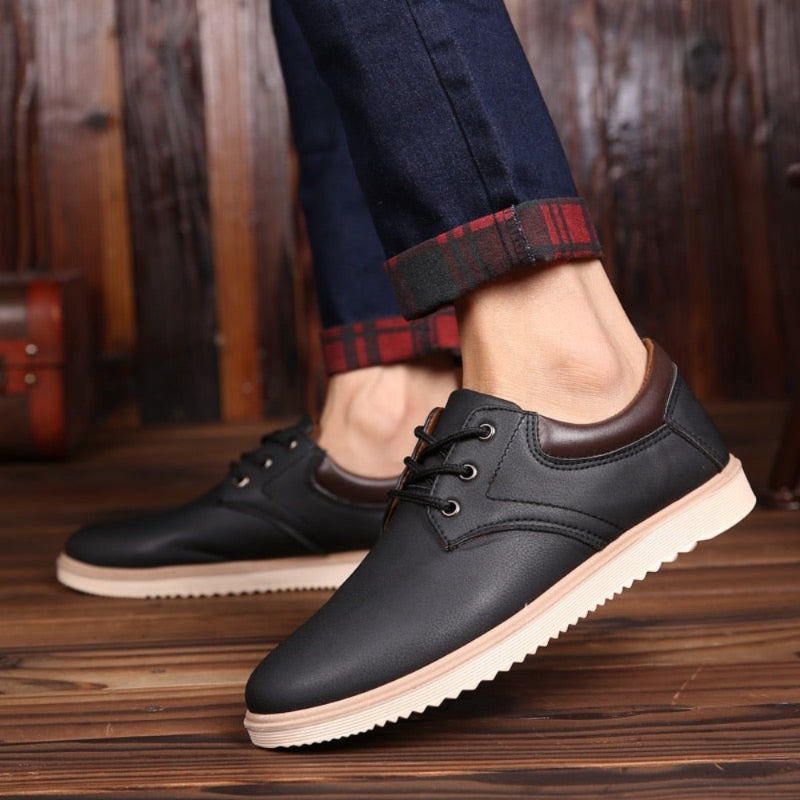 Men's Casual Lace-Up Shoes – Stylish Leather Sneakers with Rubber Soles