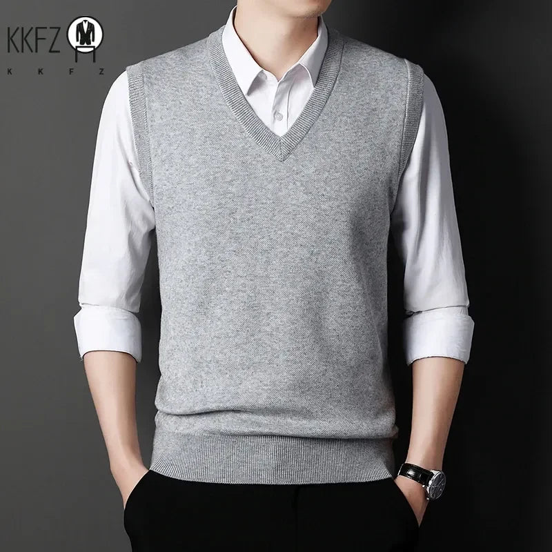 Men's Solid Color V-Neck Knitted Vest – Casual Sleeveless Sweater Top