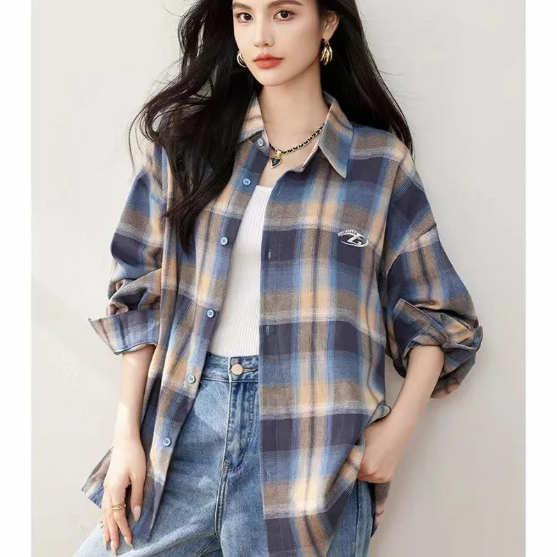 Women's Retro Plaid Long Sleeve Button-Front Shirt with Pockets