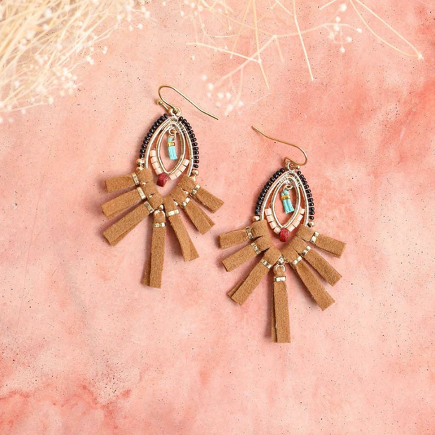 Boucles d'oreilles à franges en daim et perles
