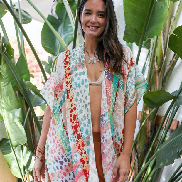 Kimonos colorés éclaboussés.