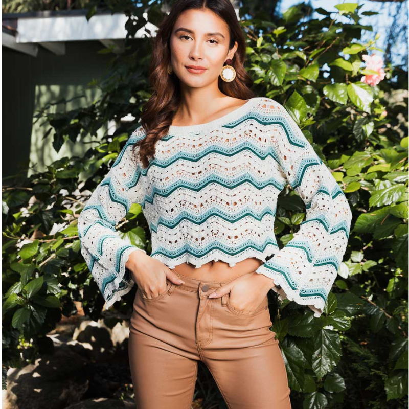 Hauts courts évasés à chevrons chics.