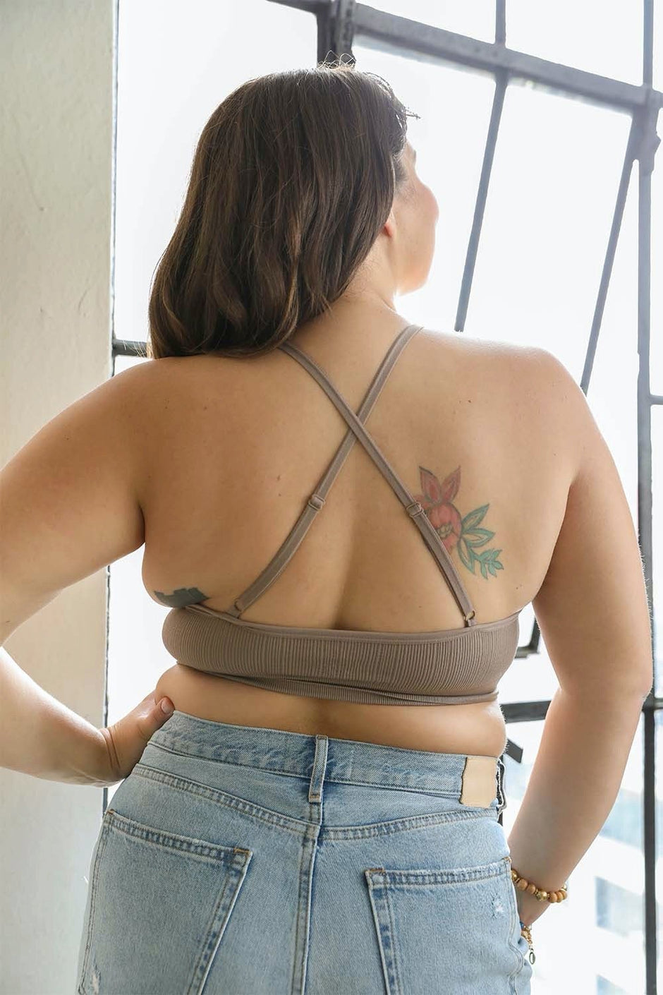 Women Crochet Lace Halter Neck Crop Top – Sleeveless Boho Bralette
