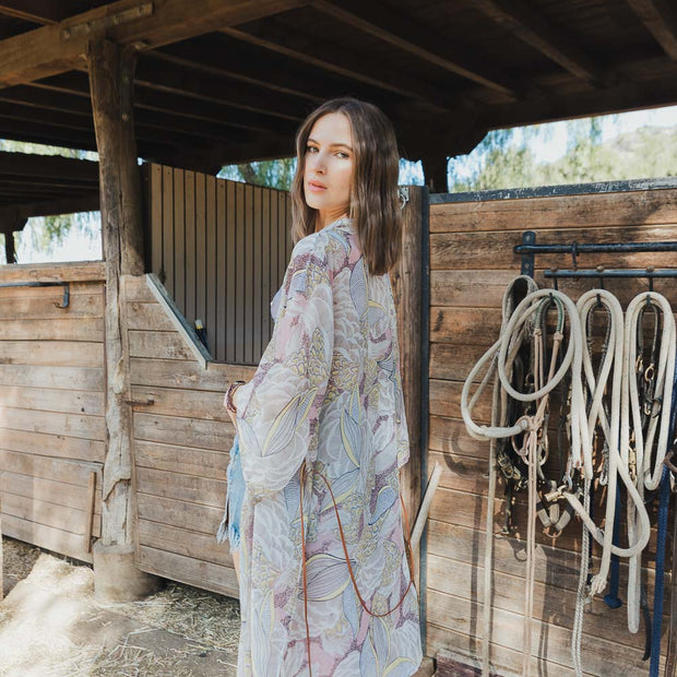 Kimonos con cinturón.