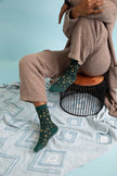 Chaussettes en tricot à imprimé léopard.