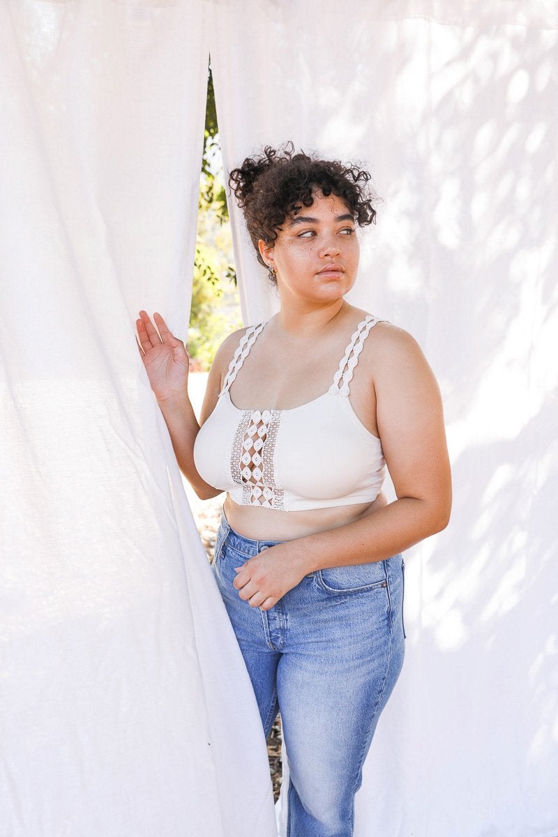 Bralettes con apliques de encaje Boho Eye Plus