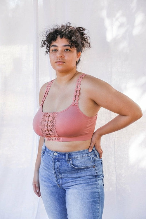 Bralettes con apliques de encaje Boho Eye Plus