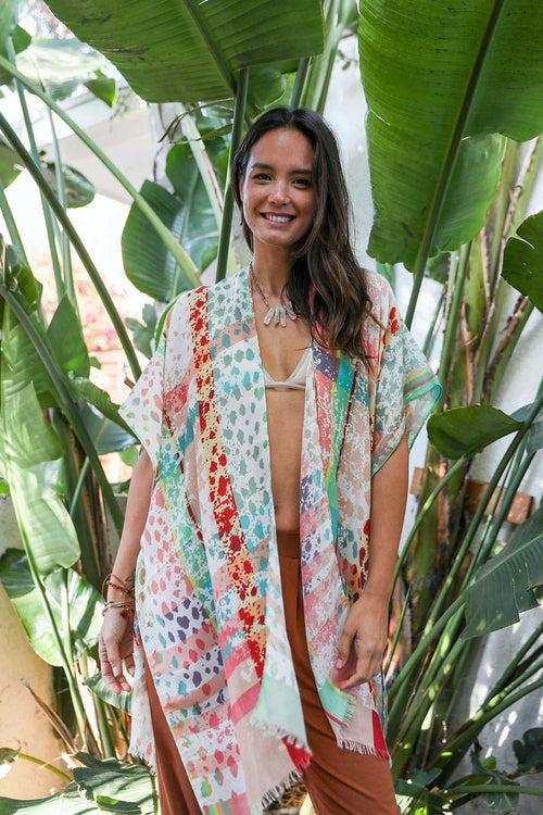 Kimonos colorés éclaboussés.