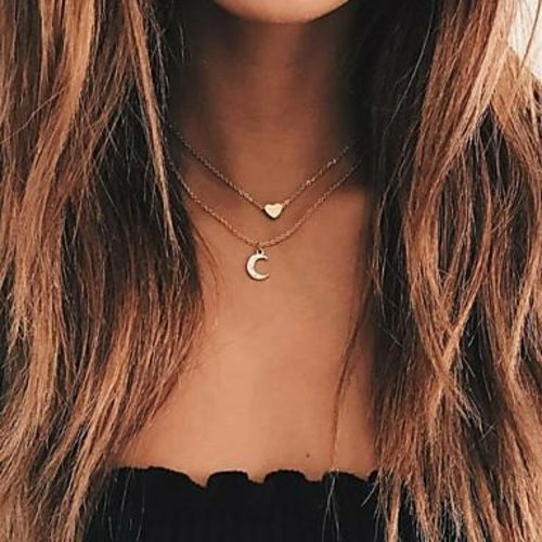Collar de dos capas con luna y corazón