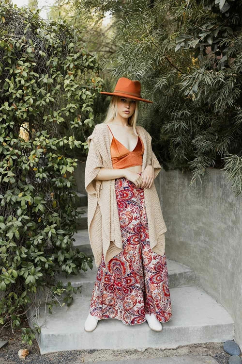 Ruana con capucha y suave tejido gofre