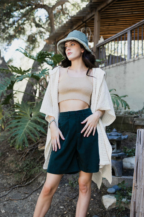 Ruana con capucha y suave tejido gofre