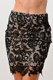 Minifalda de encaje floral 