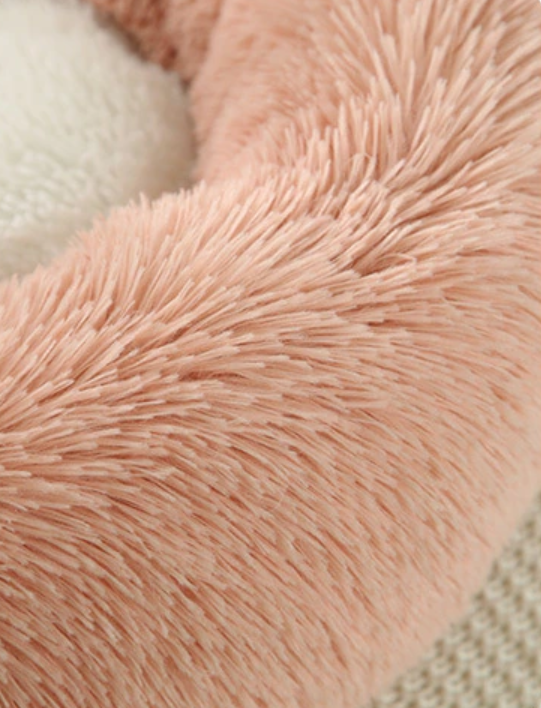 Cama de peluche de conejito