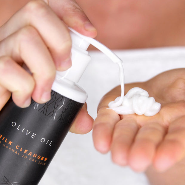 Milk Cleanser by Calithea