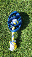 Juguete masticable de goma con forma de balón de fútbol para perros con cuerda para tirar