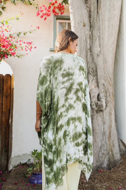 Kimonos teñidos anudados.