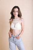 Bralette con recortes florales