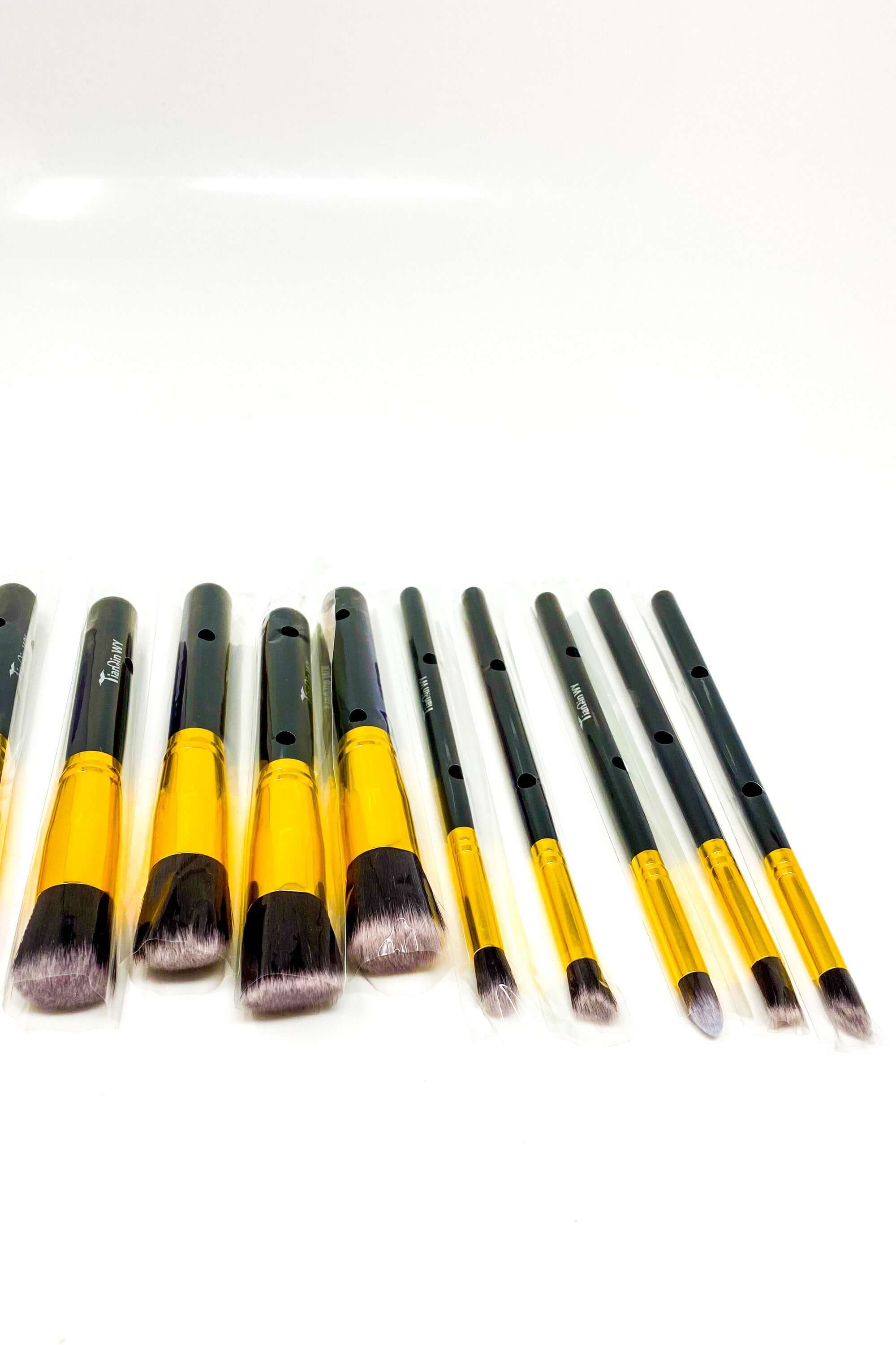 8-10 Piece Makeup Brush Set
