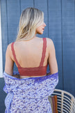 Bralette acolchado con ribete de encaje