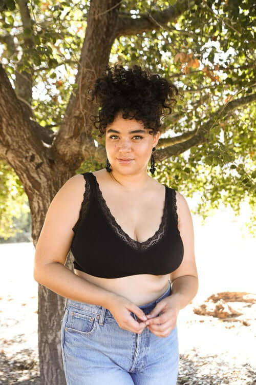 Bralette rembourrée avec bordure en dentelle