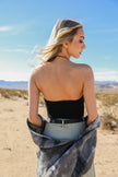 Bralette de encaje con cuello halter
