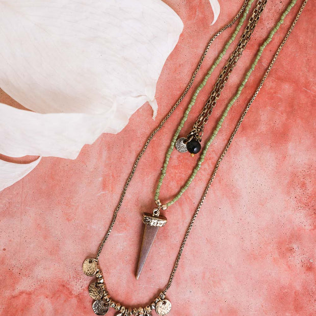 Collier Boho avec pendentif à pointes superposées