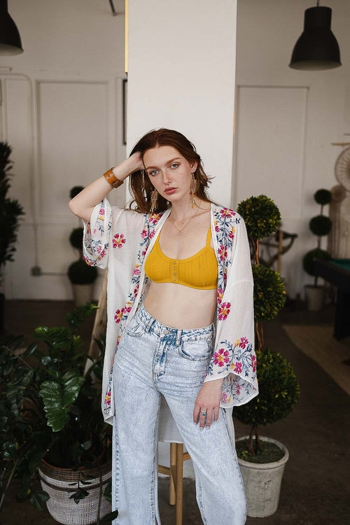 Kimonos florales ligeros.