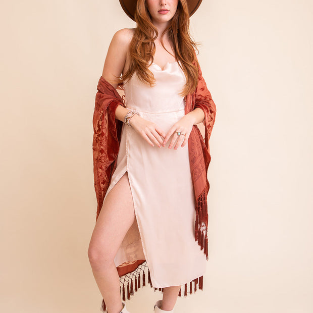 Kimonos de tapiz de malla de terciopelo.